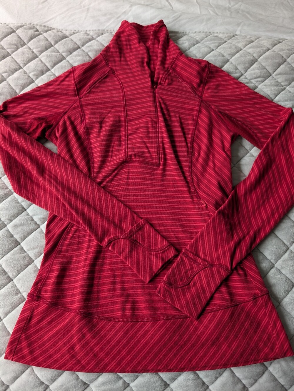 Lululemon Think Fast Pull Over Striped, Red Cranberry, Size 6